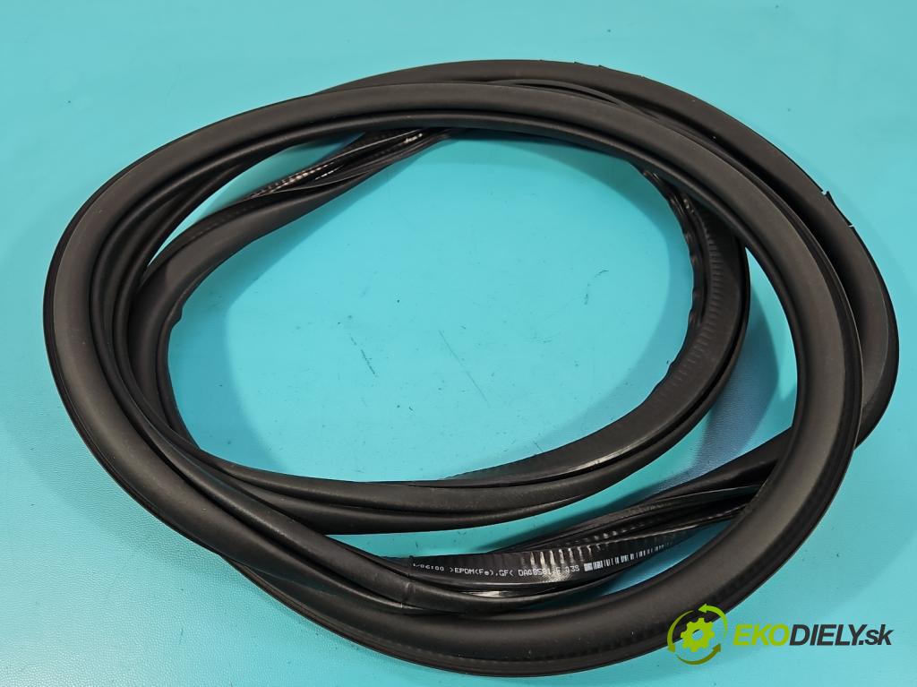 Skoda Superb III 2015-2024 2.0 tdi 150 hp automatic 110 kW 1968 cm3 5- Těsnění: dveře přední levé 3V0867365B