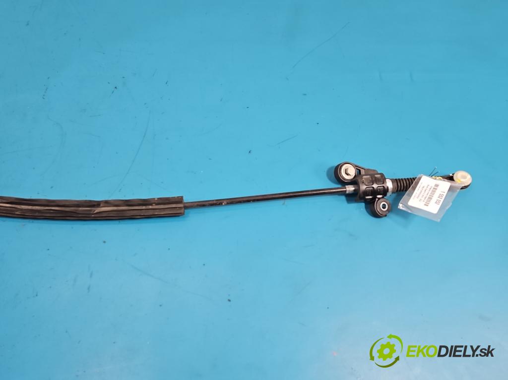 Skoda Superb III 2015-2024 2.0 tdi 150 HP automatic 110 kW 1968 cm3 5- Páka: Změny: stupeň,rýchlosť 3Q1713023AH (Rýchlostná páka (kulisa))