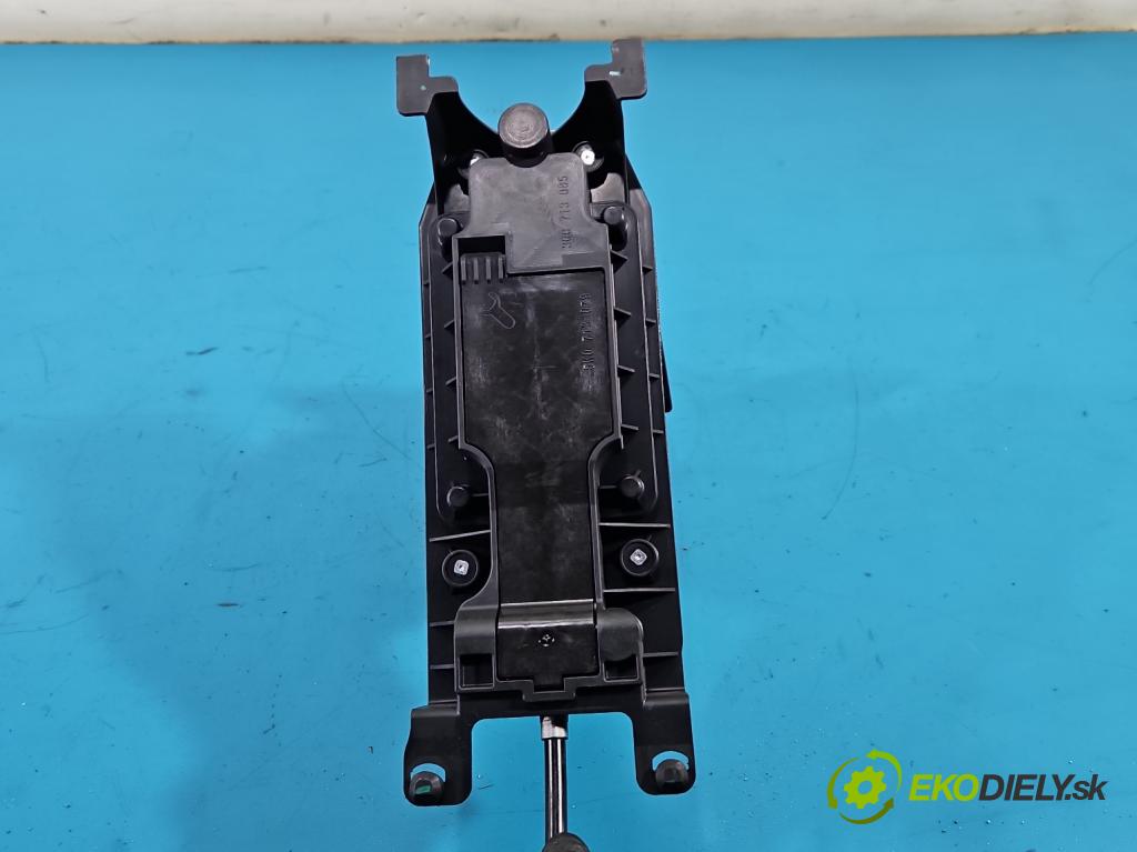 Skoda Superb III 2015-2024 2.0 tdi 150 HP automatic 110 kW 1968 cm3 5- Páka: Změny: stupeň,rýchlosť 3Q1713023AH (Rýchlostná páka (kulisa))