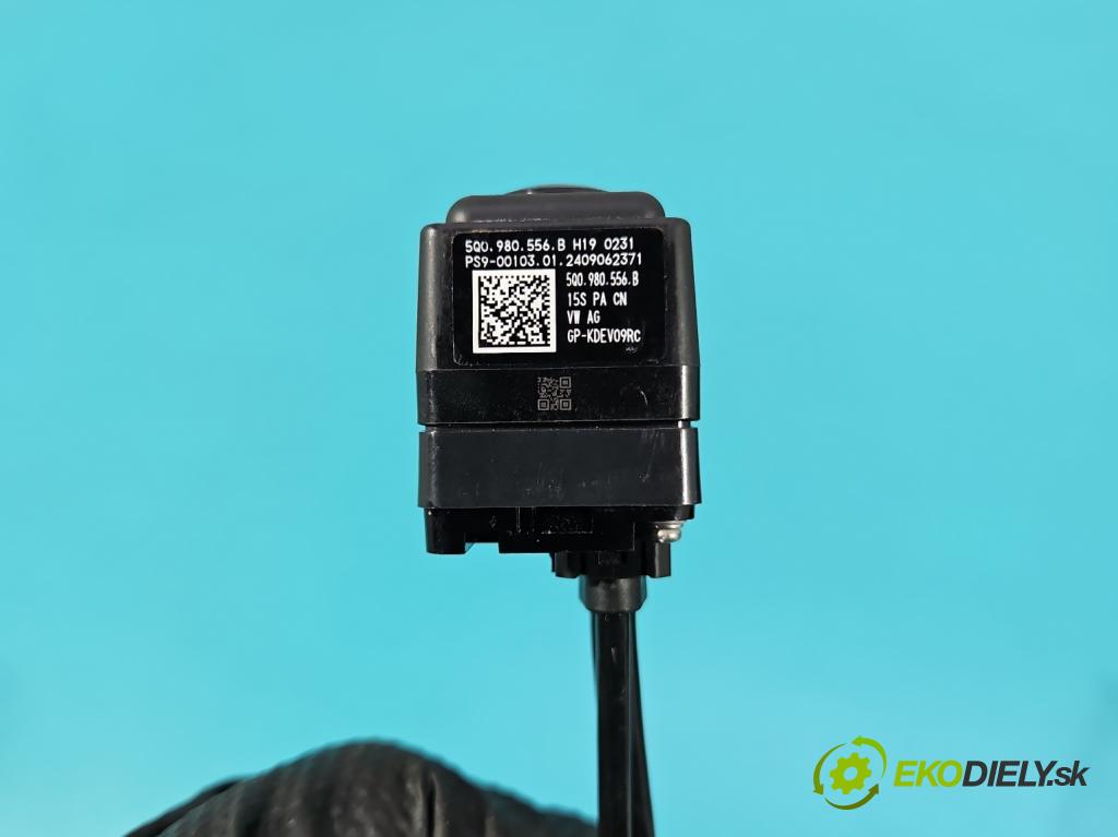 Skoda Superb III 2015-2024 2.0 tdi 150 hp automatic 110 kW 1968 cm3 5- Kamera cúvaní 5Q0980556B