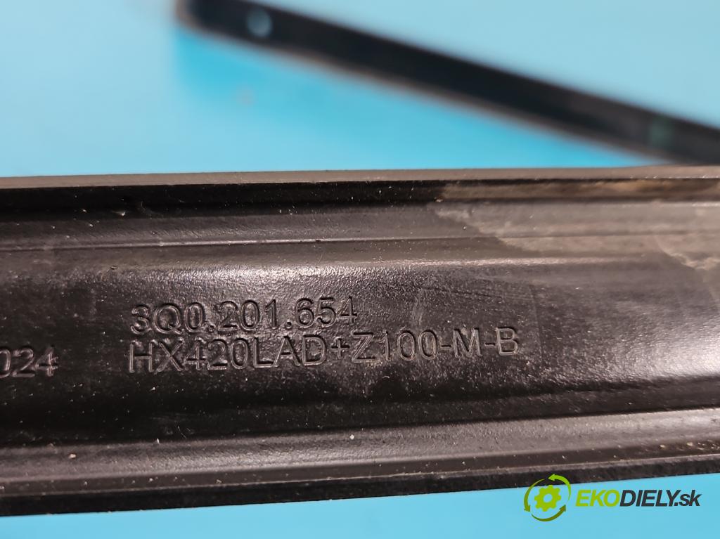 Skoda Superb III 2015-2024 2.0 tdi 150 HP automatic 110 kW 1968 cm3 5- Upevnenie: 3Q0201654