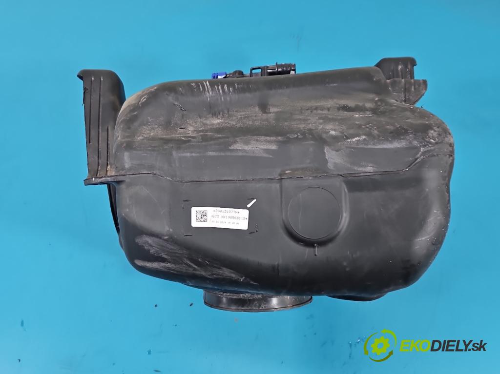 Skoda Superb III 2015-2024 2.0 tdi 150 HP automatic 110 kW 1968 cm3 5- Nádrž: AdBlue: 5Q0131969L