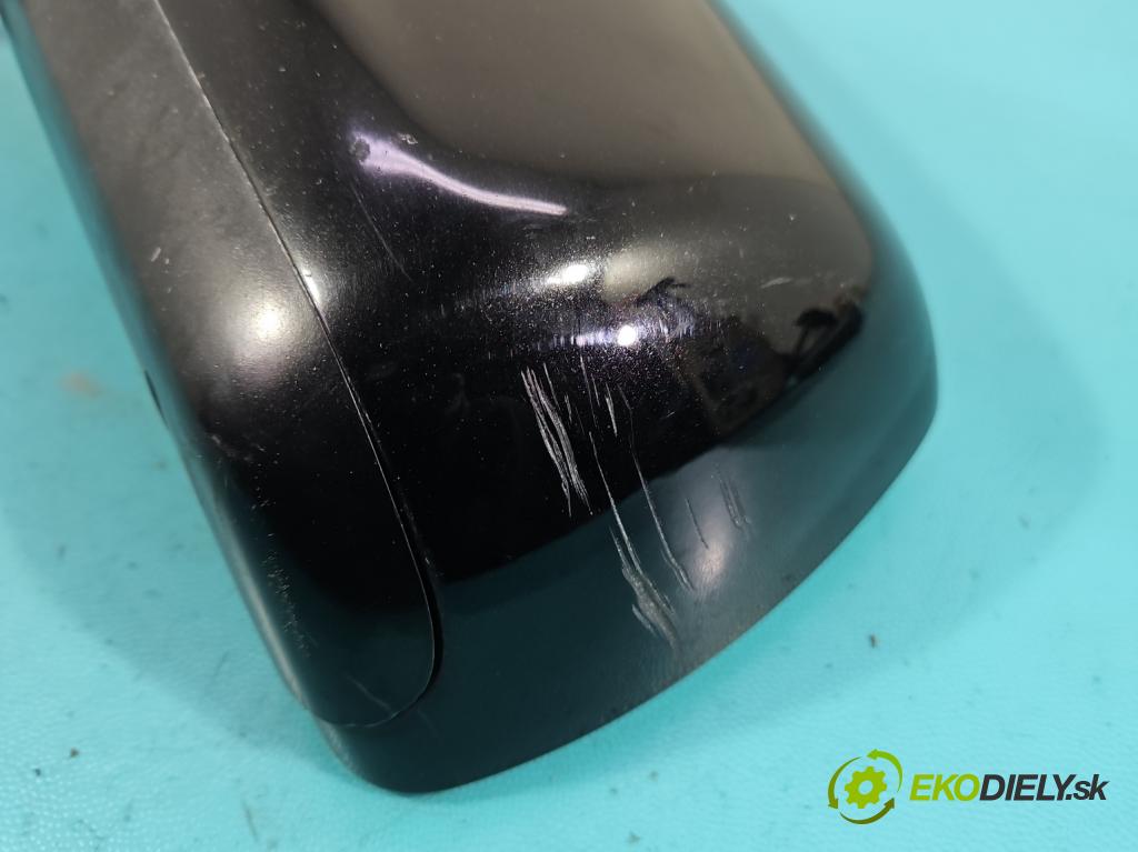 Audi A6 C6 2004-2011 3.0 tdi 232KM automatic 171 kW 2967 cm3 5- zrkadlo ľavé  (Kľučka dverí ostatné)