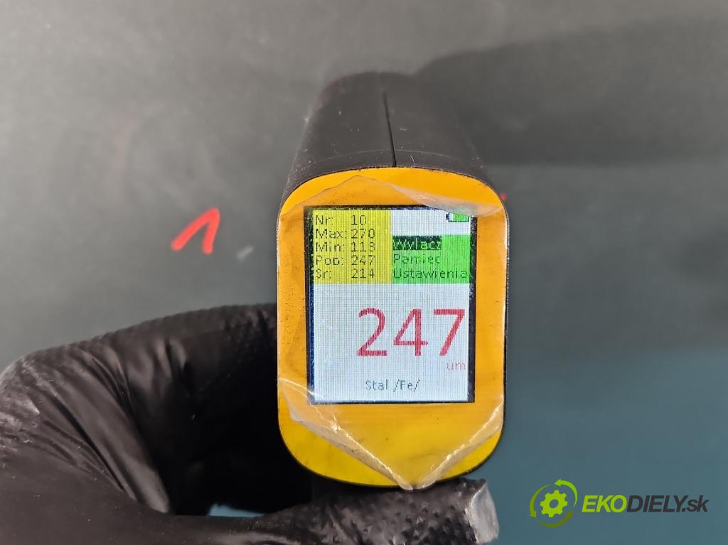 Toyota Auris II 2012-2018 1.8 hybrid 99 hp automatic 73 kW 1798 cm3 5- dveře zadní pravé  (Klika dveří ostatní)