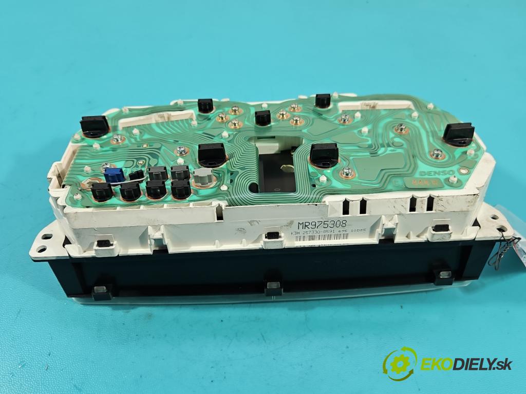 Mitsubishi Pajero Pinin 1998-2007 2.0 GDI 129 HP manual 95 kW 1999 cm3 5- prístrojovka/ budíky MR975308 (Prístrojová doska)