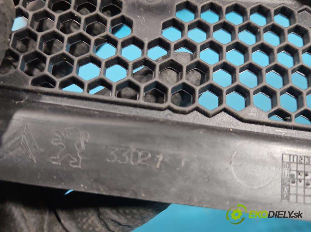 Peugeot 208 I 2012-2019 1.2 12V 82 HP manual 60 kW 1199 cm3 5- torpédo 96733024 (Torpédo (plast pod čelným sklom))