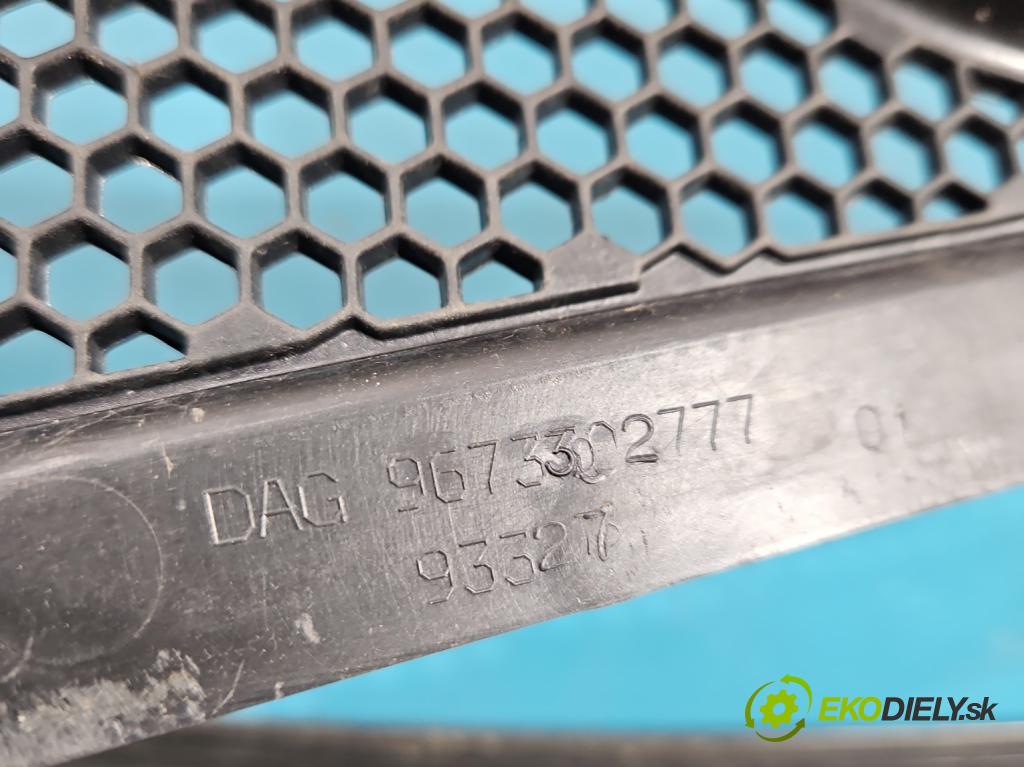 Peugeot 208 I 2012-2019 1.2 12V 82 HP manual 60 kW 1199 cm3 5- torpédo 96733024 (Torpédo (plast pod čelným sklom))