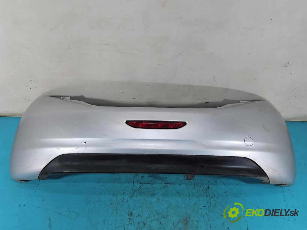 Peugeot 208 I 2012-2019 1.2 12V 82 hp manual 60 kW 1199 cm3 5- nárazník zadní  (Klika dveří ostatní)