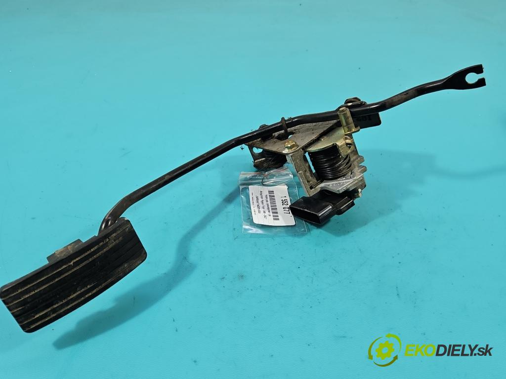 Mitsubishi Pajero Pinin 1998-2007 2.0 GDI 129 hp manual 95 kW 1999 cm3 5- pedal plyn: potenciometr: ASA66-111