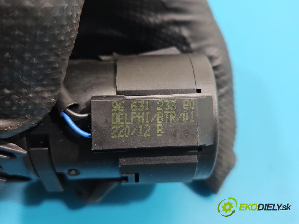 Peugeot 208 I 2012-2019 1.2 12V 82 hp manual 60 kW 1199 cm3 5- řídící jednotka motoru 9805321980