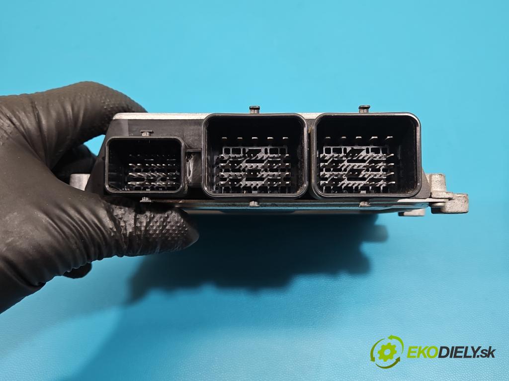 Peugeot 208 I 2012-2019 1.2 12V 82 hp manual 60 kW 1199 cm3 5- řídící jednotka motoru 9805321980