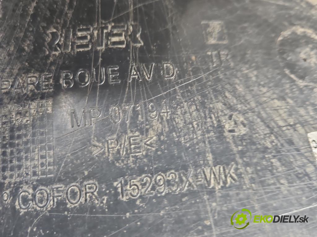 Peugeot 208 I 2012-2019 1.2 12V 82 HP manual 60 kW 1199 cm3 5- Blatník: predné pravé 15293X