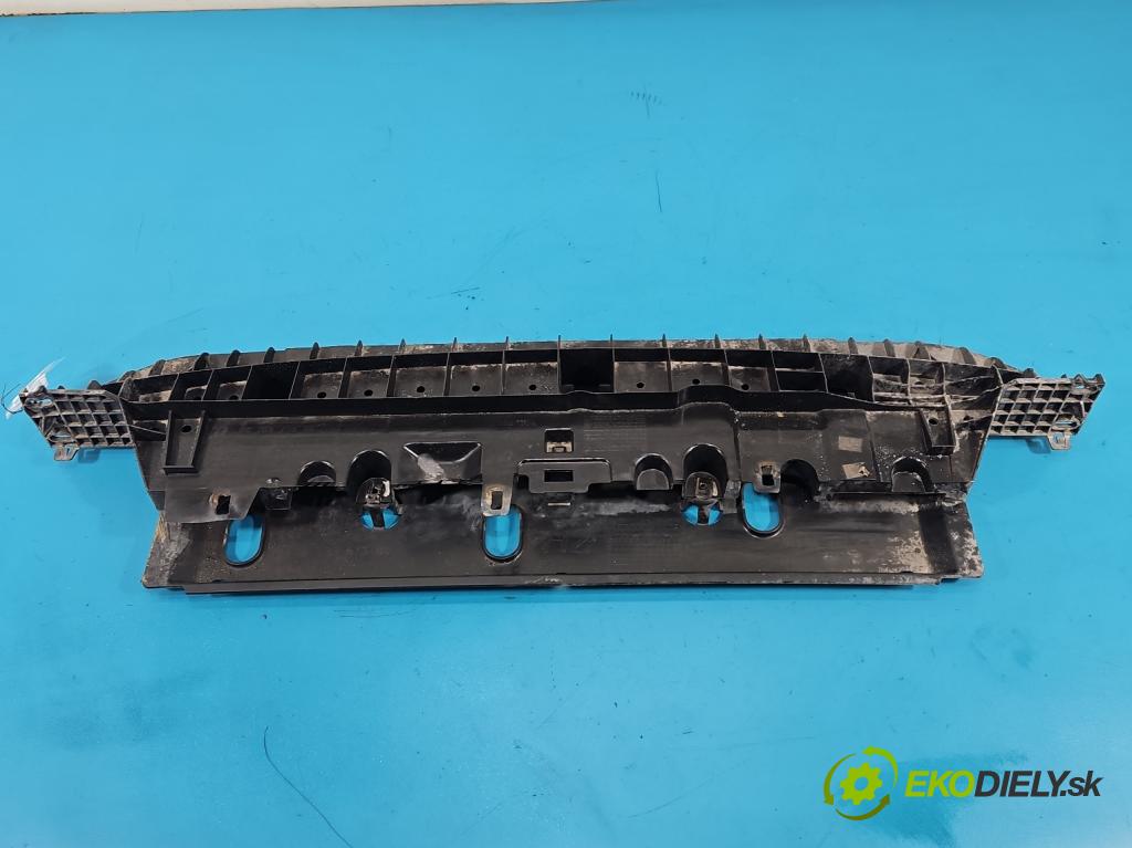 Peugeot 208 I 2012-2019 1.2 12V 82 HP manual 60 kW 1199 cm3 5- kryt plast 9673857380