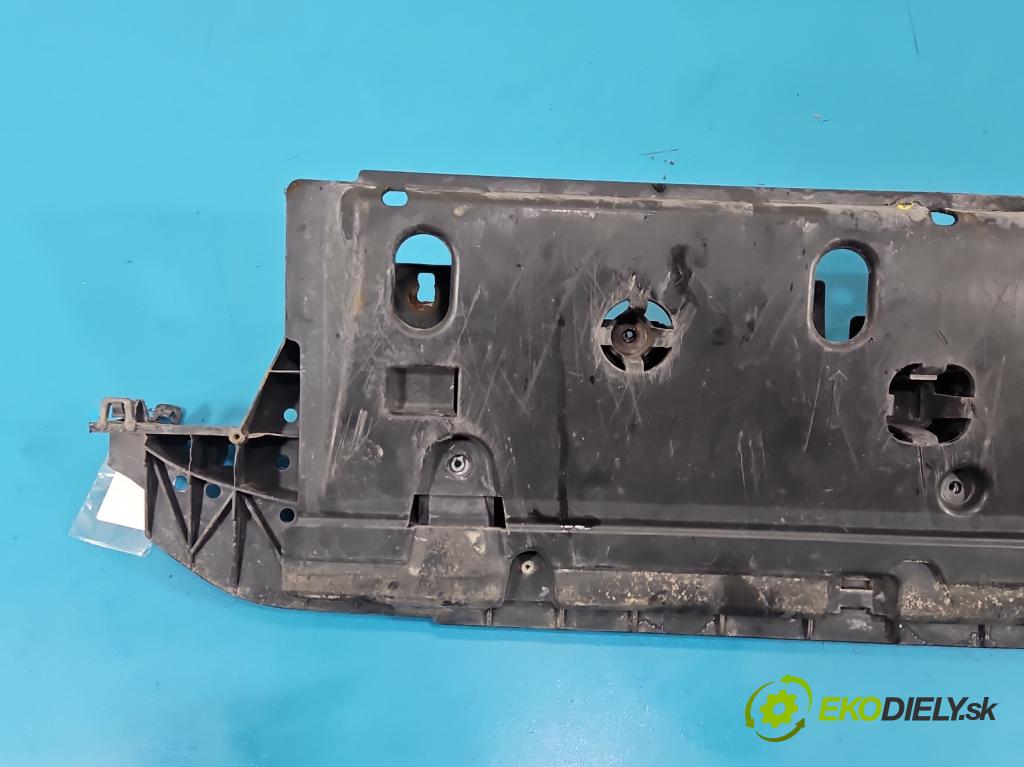Peugeot 208 I 2012-2019 1.2 12V 82 HP manual 60 kW 1199 cm3 5- kryt plast 9673857380