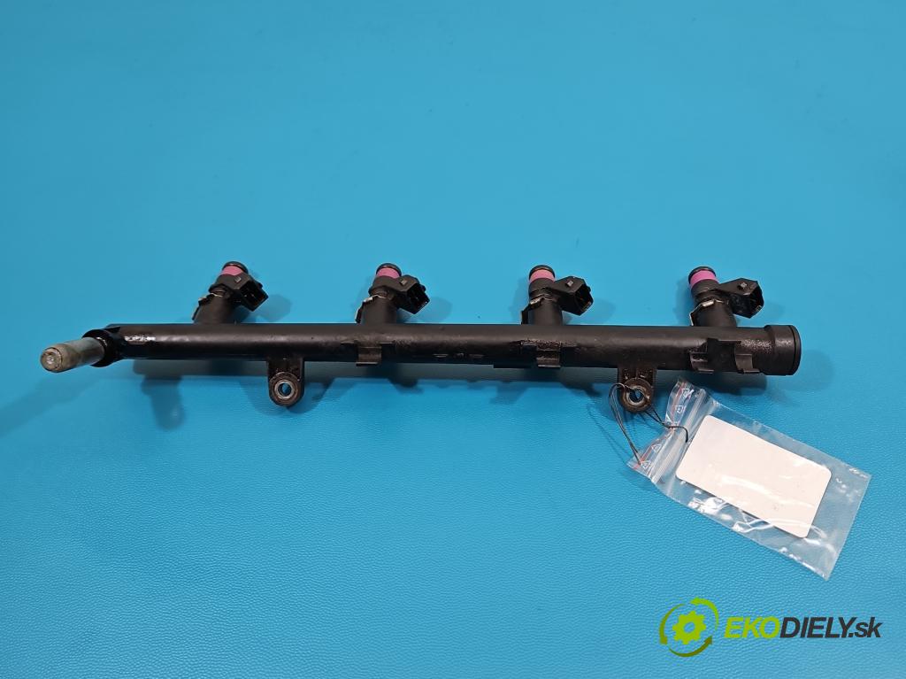 Renault Megane II 2003-2008 1.6 16V 113 HP manual 83 kW 1598 cm3 3- vstrek H132259 (Vstrekovač paliva)