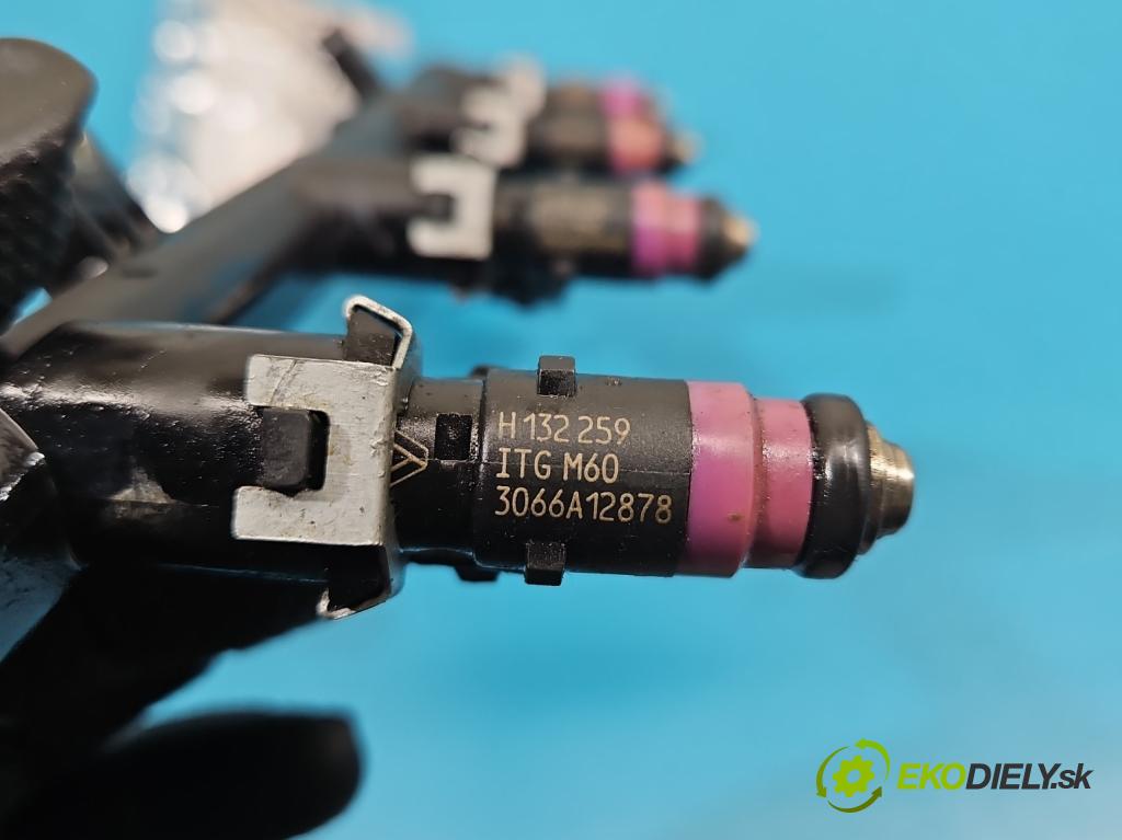 Renault Megane II 2003-2008 1.6 16V 113 HP manual 83 kW 1598 cm3 3- vstrek H132259 (Vstrekovač paliva)