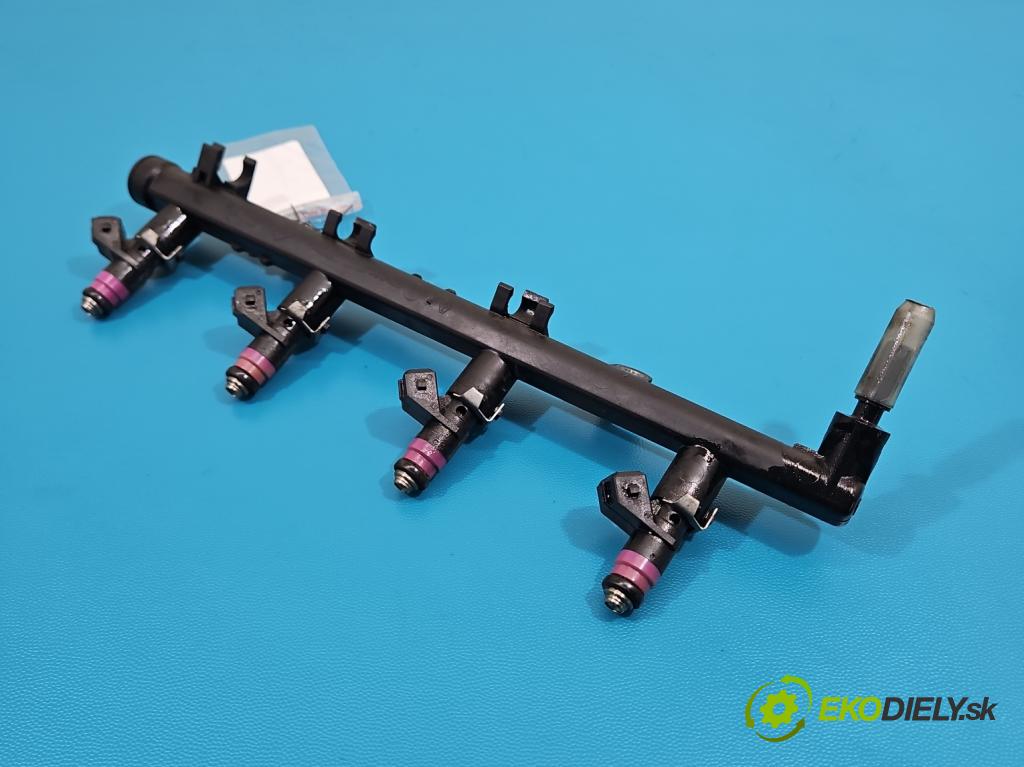 Renault Megane II 2003-2008 1.6 16V 113 HP manual 83 kW 1598 cm3 3- vstrek H132259 (Vstrekovač paliva)