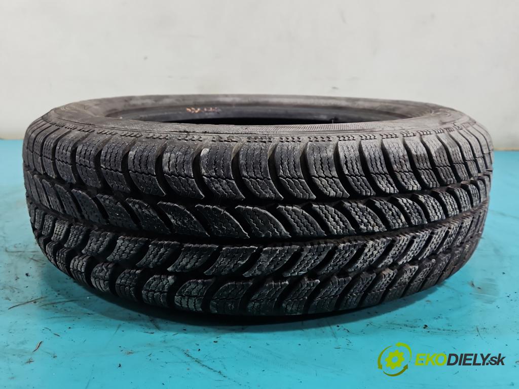 Peugeot 208 I 2012-2019 1.2 12V 82 hp manual 60 kW 1199 cm3 5- pneumatiky: zimní 4 ks komplet