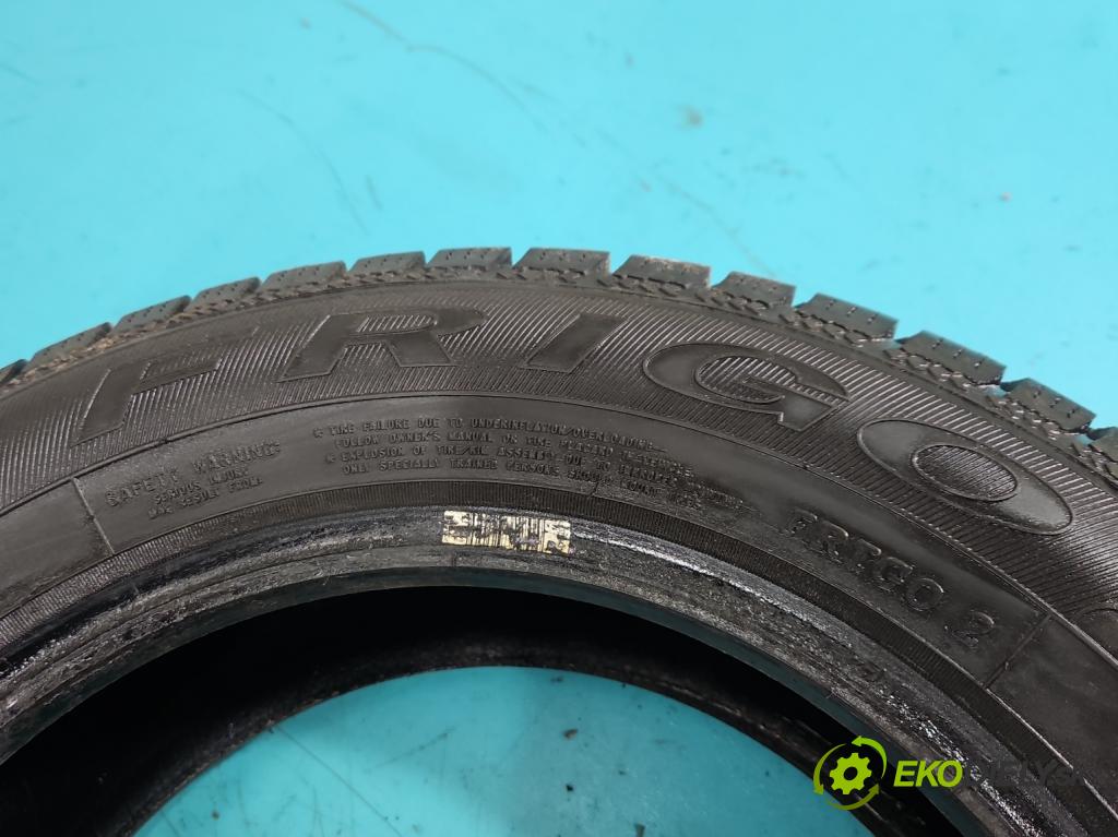 Peugeot 208 I 2012-2019 1.2 12V 82 hp manual 60 kW 1199 cm3 5- pneumatiky: zimní 4 ks komplet