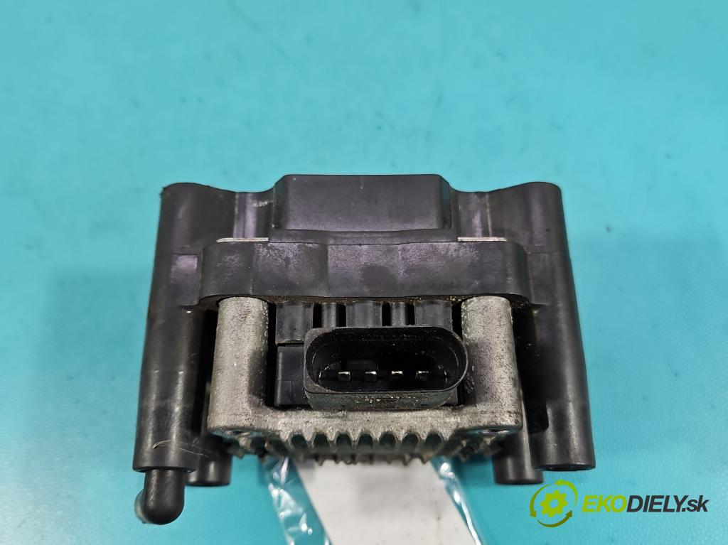 Vw New Beetle 1998-2010 2.0 8V 116 HP manual 85 kW 1984 cm3 3- cievka zapaľovacia  (Zapaľovacia cievka)