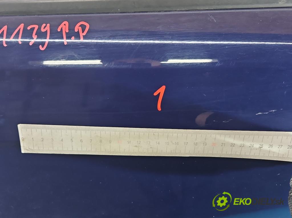 Opel Corsa E 2014-2019 1.4 16V 90 hp manual 66 kW 1398 cm3 5- dveře přední pravé  (Klika dveří ostatní)