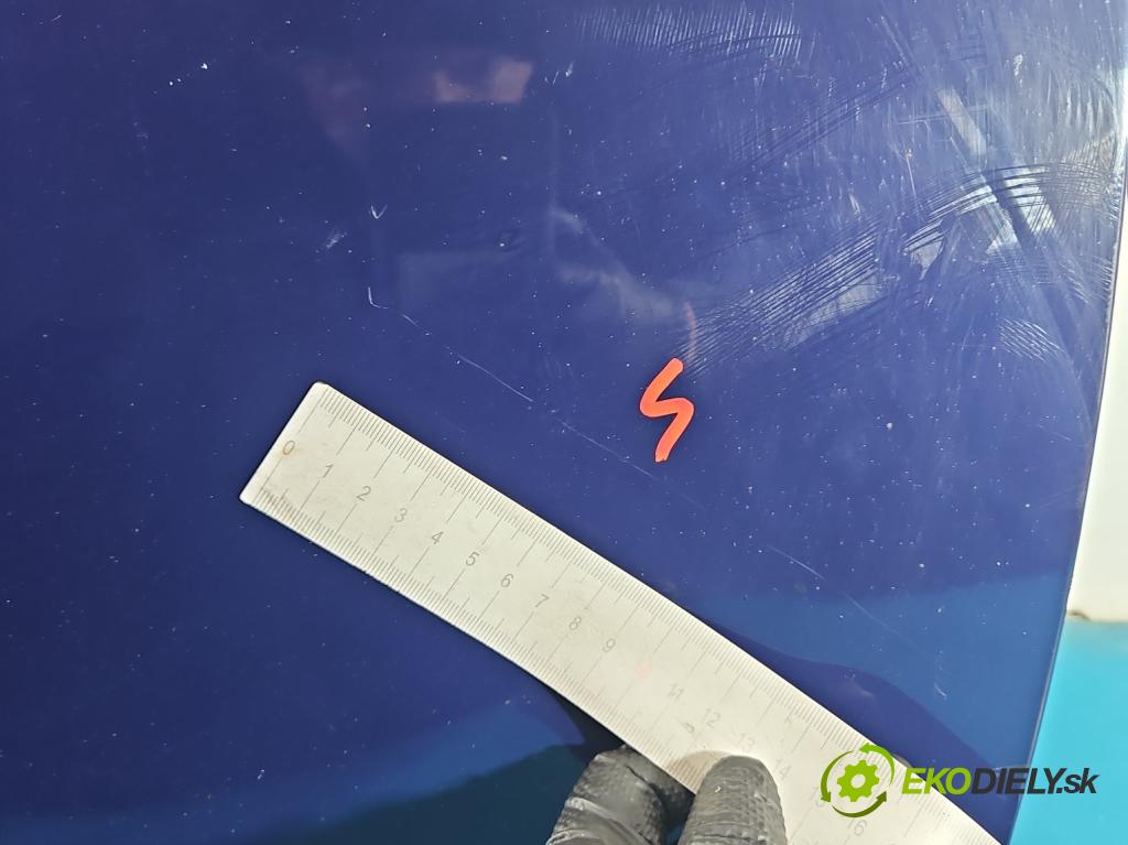 Opel Corsa E 2014-2019 1.4 16V 90 hp manual 66 kW 1398 cm3 5- dveře přední pravé  (Klika dveří ostatní)