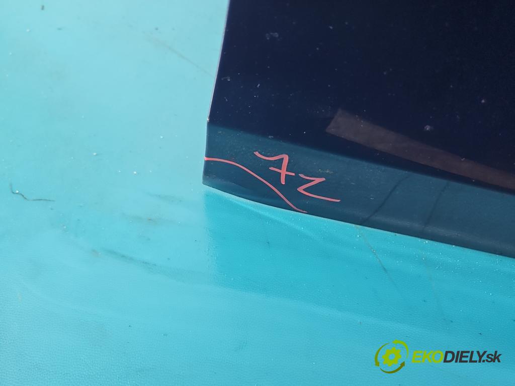 Opel Corsa E 2014-2019 1.4 16V 90 hp manual 66 kW 1398 cm3 5- dveře přední pravé  (Klika dveří ostatní)