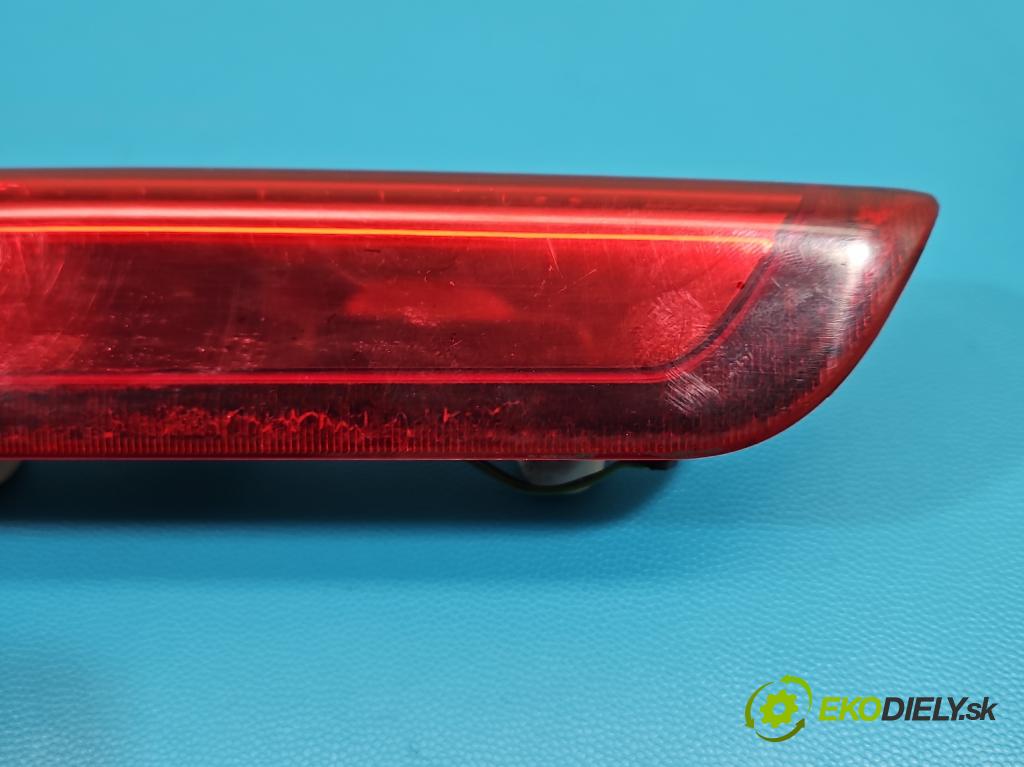 Kia Ceed I 2006-2012 2.0 crdi 140 hp manual 103 kW 1991 cm3 5- světlo: 92701-1H3