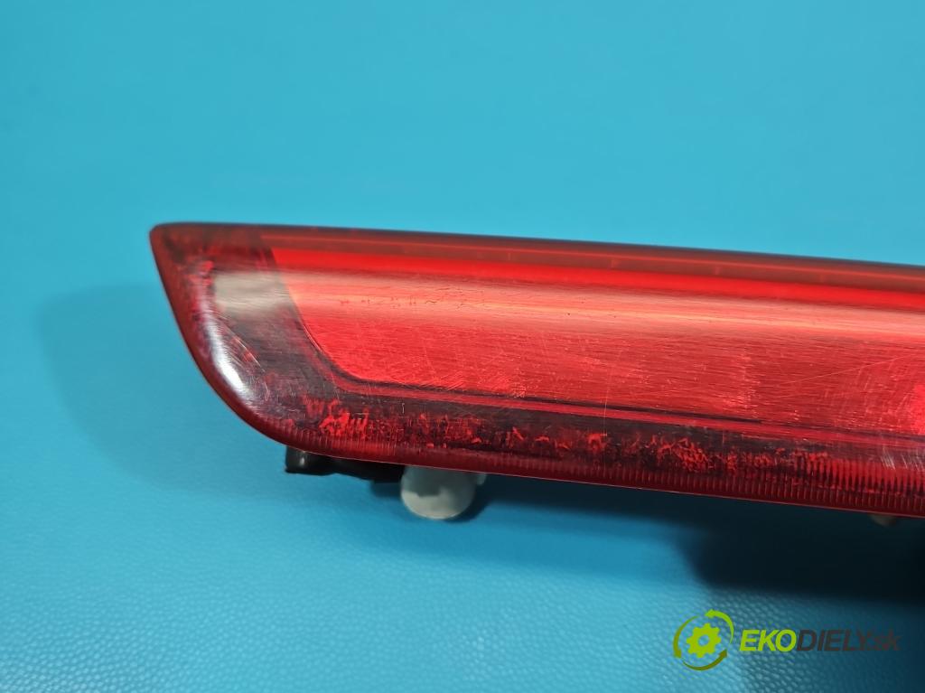 Kia Ceed I 2006-2012 2.0 crdi 140 hp manual 103 kW 1991 cm3 5- světlo: 92701-1H3