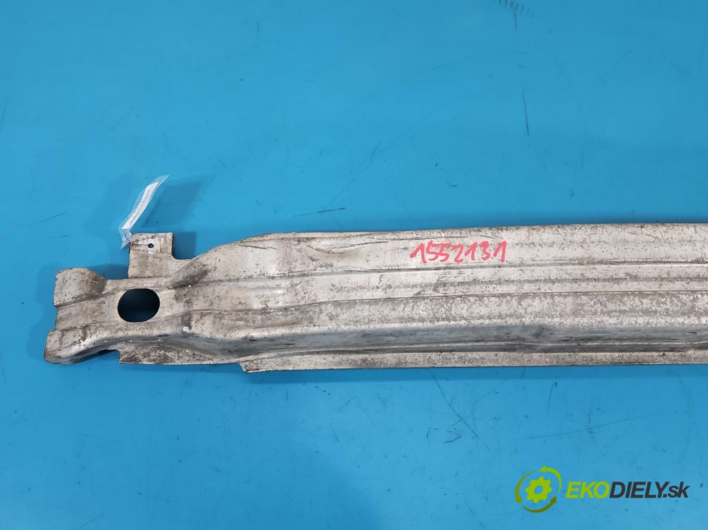 Audi A6 C6 2004-2011 3.0 tdi 232KM automatic 171 kW 2967 cm3 5- výstuha nárazník predné