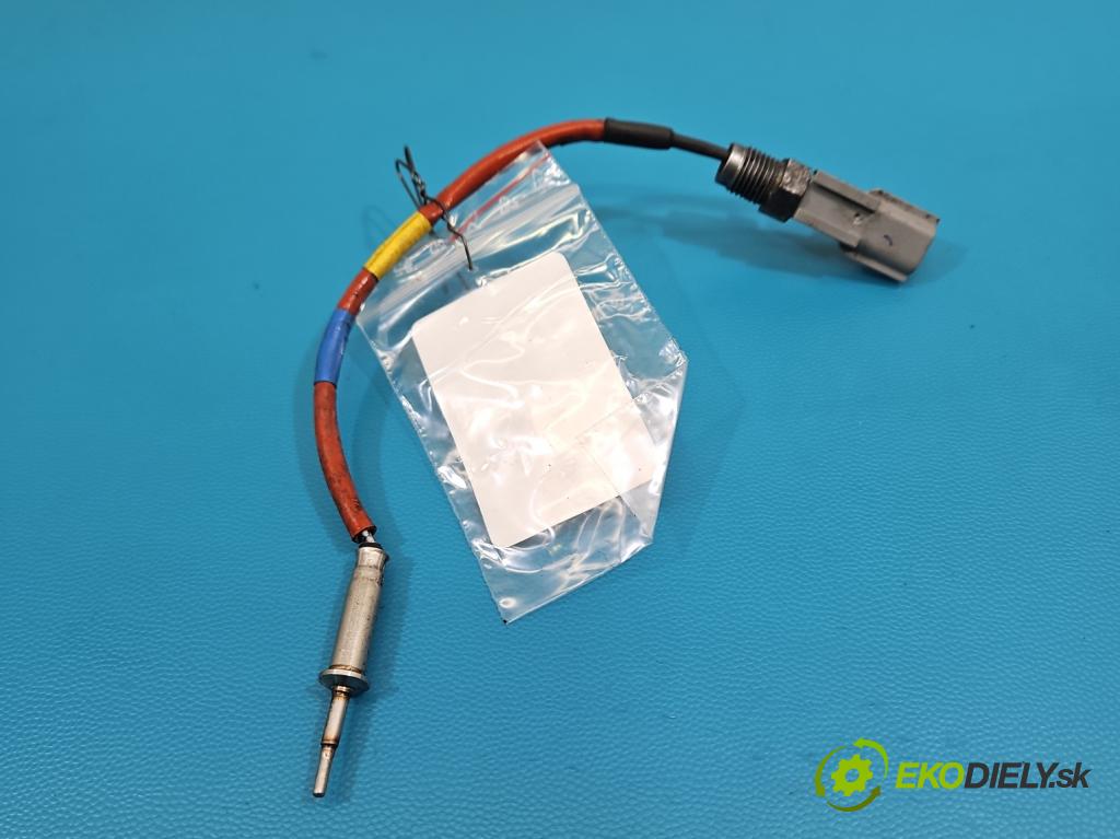 Renault Trafic III 2014 - 2.0 dci 150 HP manual 110 kW 1997 cm3 5- snímač teploty: výfukové 0657R (Snímač)