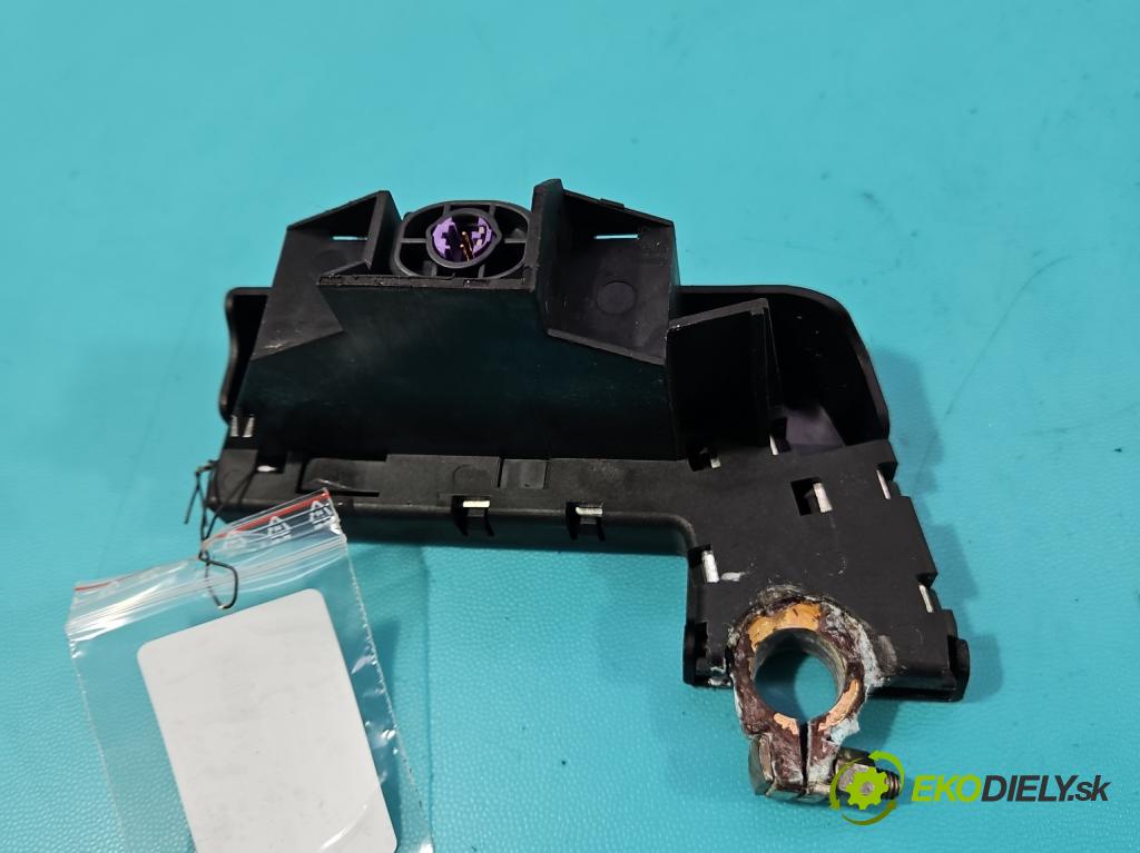 Audi A6 C6 2004-2011 3.0 tdi 232KM automatic 171 kW 2967 cm3 5- kontakt plusová KB8J4590