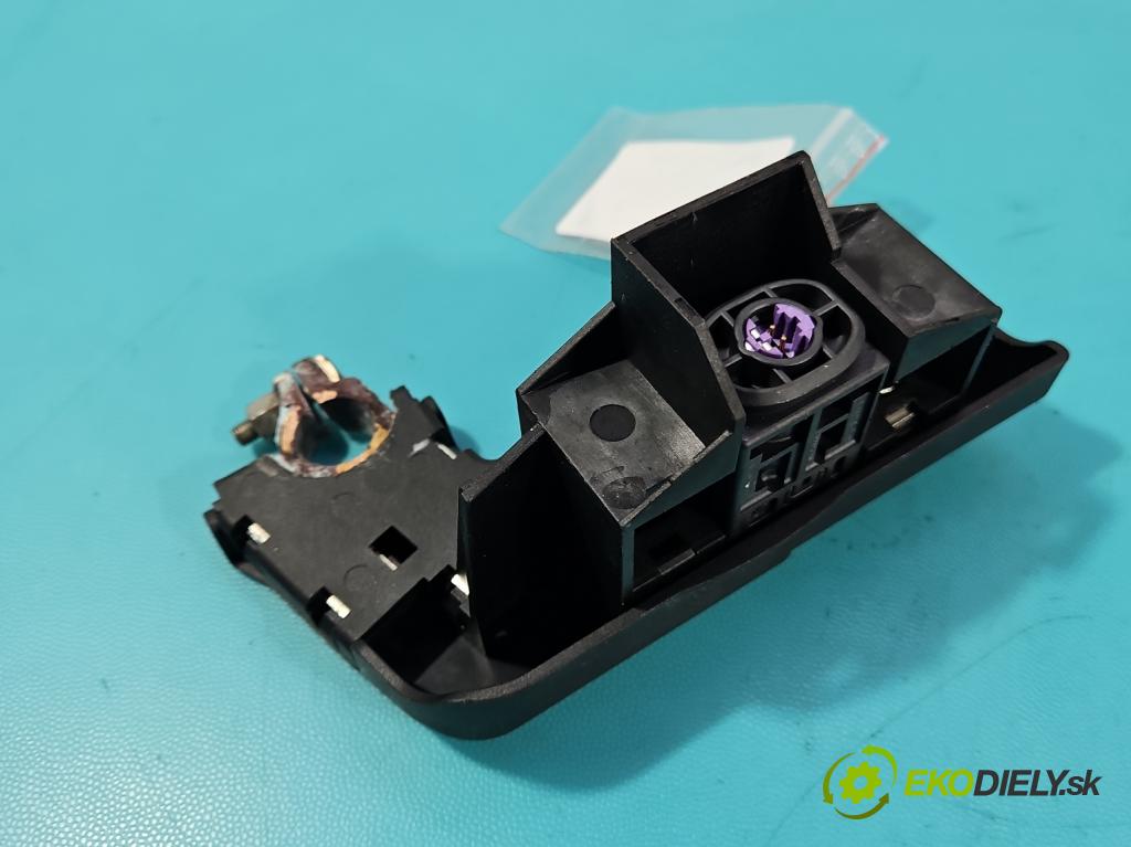 Audi A6 C6 2004-2011 3.0 tdi 232KM automatic 171 kW 2967 cm3 5- kontakt plusová KB8J4590