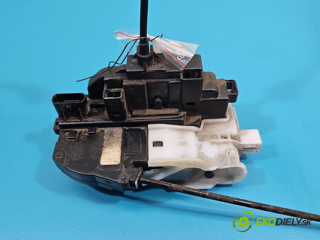 Kia Ceed I 2006-2012 2.0 crdi 140 HP manual 103 kW 1991 cm3 5- zámok zadné ľavý