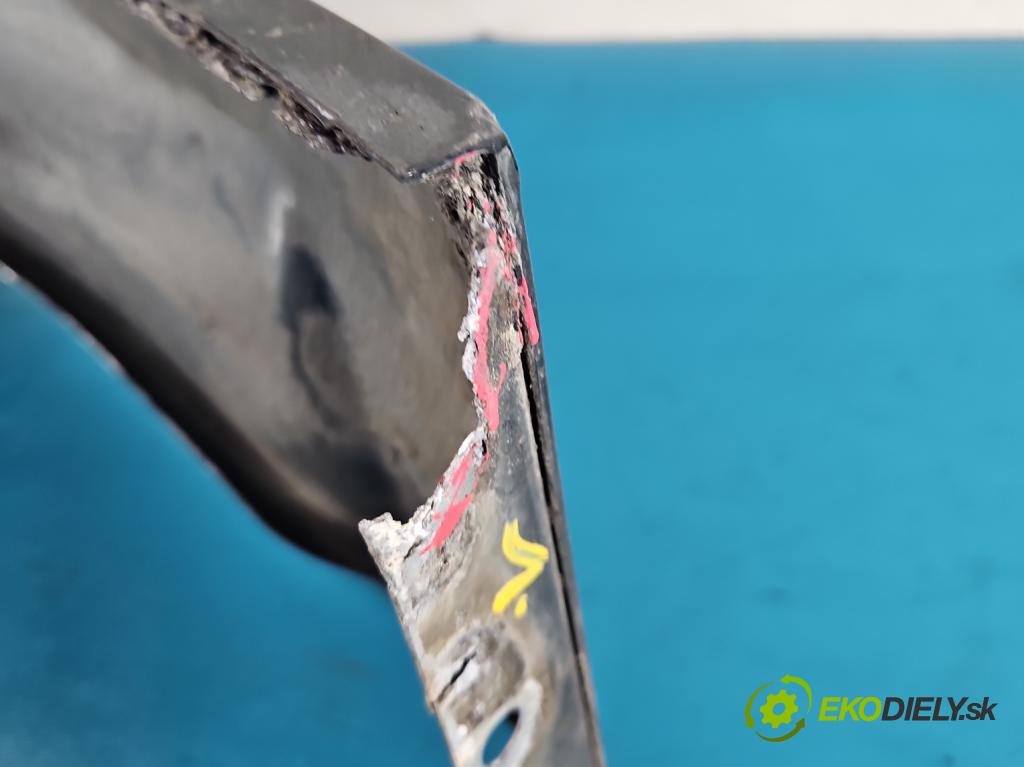 Audi A6 C6 2004-2011 3.0 tdi 232KM automatic 171 kW 2967 cm3 5- blatník predné ľavý  (Blatník predný ľavý)