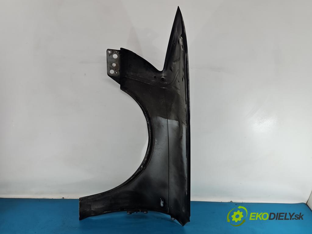 Audi A6 C6 2004-2011 3.0 tdi 232KM automatic 171 kW 2967 cm3 5- blatnik přední pravý  (Klika dveří ostatní)