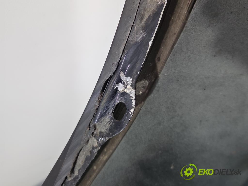 Audi A6 C6 2004-2011 3.0 tdi 232KM automatic 171 kW 2967 cm3 5- blatnik přední pravý  (Klika dveří ostatní)