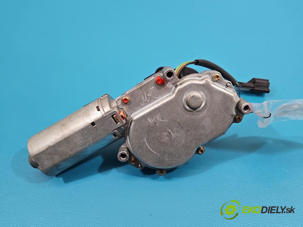 Mitsubishi Space star 1.6 16V 98 hp manual 72 kW 1584 cm3 5- motor stěrače zadní