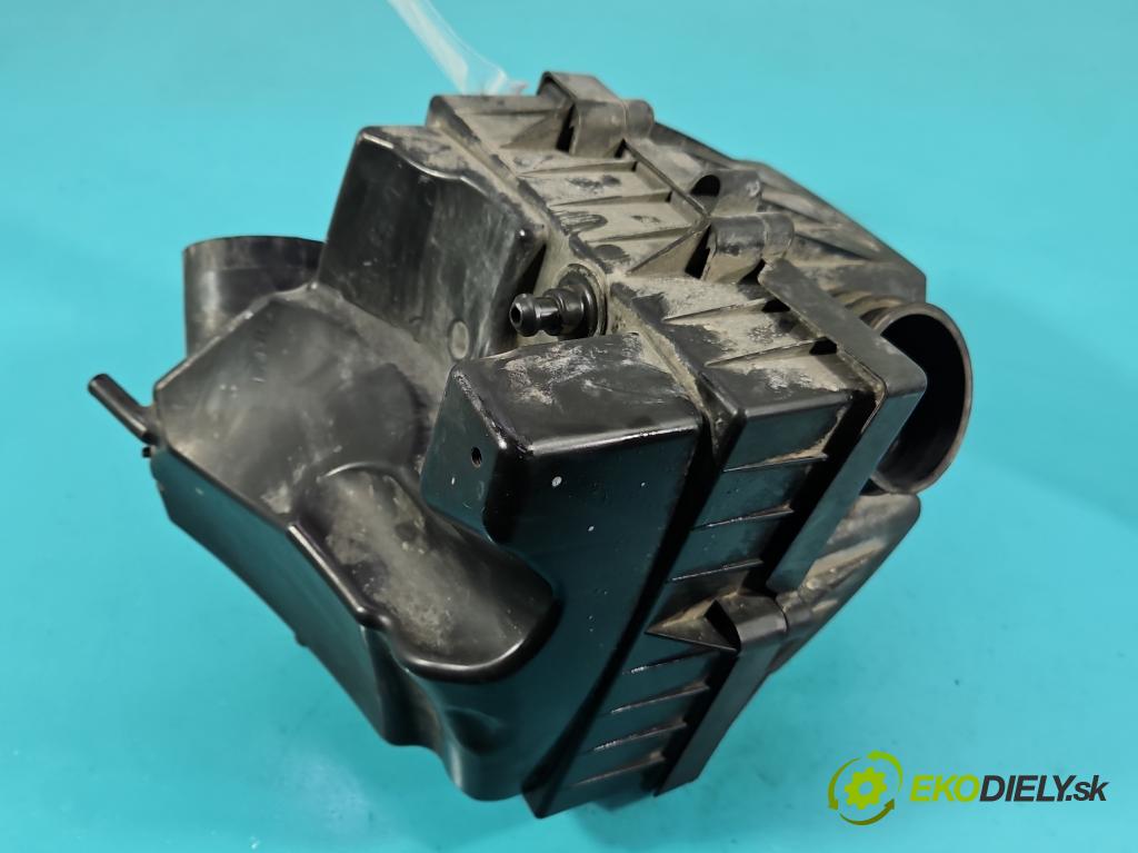 Opel Corsa E 2014-2019 1.4 16V 90 HP manual 66 kW 1398 cm3 5- obal filtra vzduchu 39032999 (Obal vzduchového filtra)