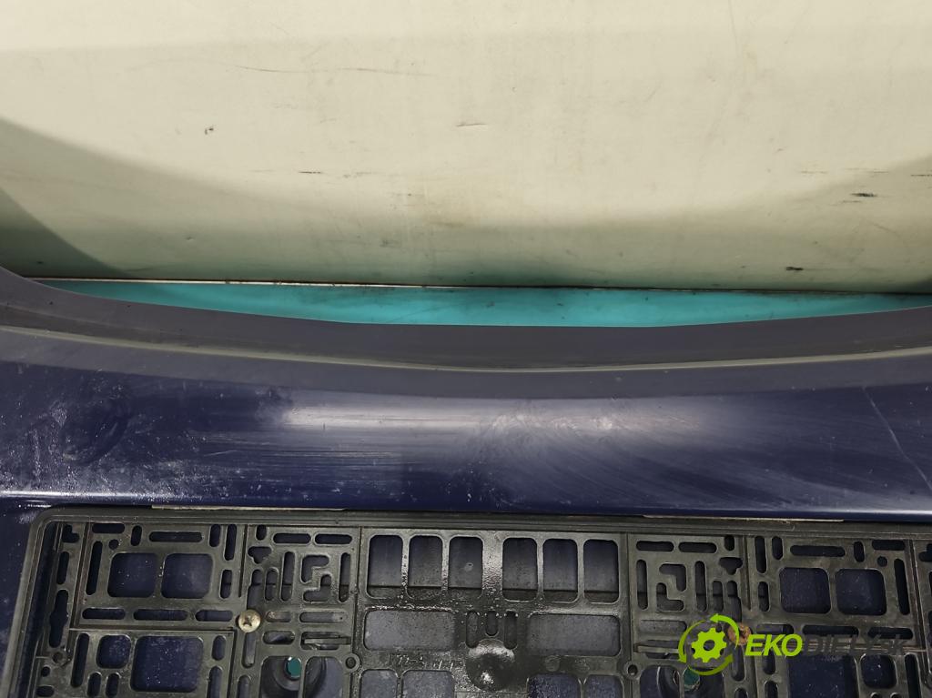 Opel Corsa E 2014-2019 1.4 16V 90 HP manual 66 kW 1398 cm3 5- nárazník zadné  (Kľučka dverí ostatné)