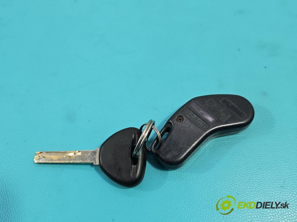 Mitsubishi Space star 1.6 16V 98 hp manual 72 kW 1584 cm3 5- spínací skříňka  (Spínací skříňka)