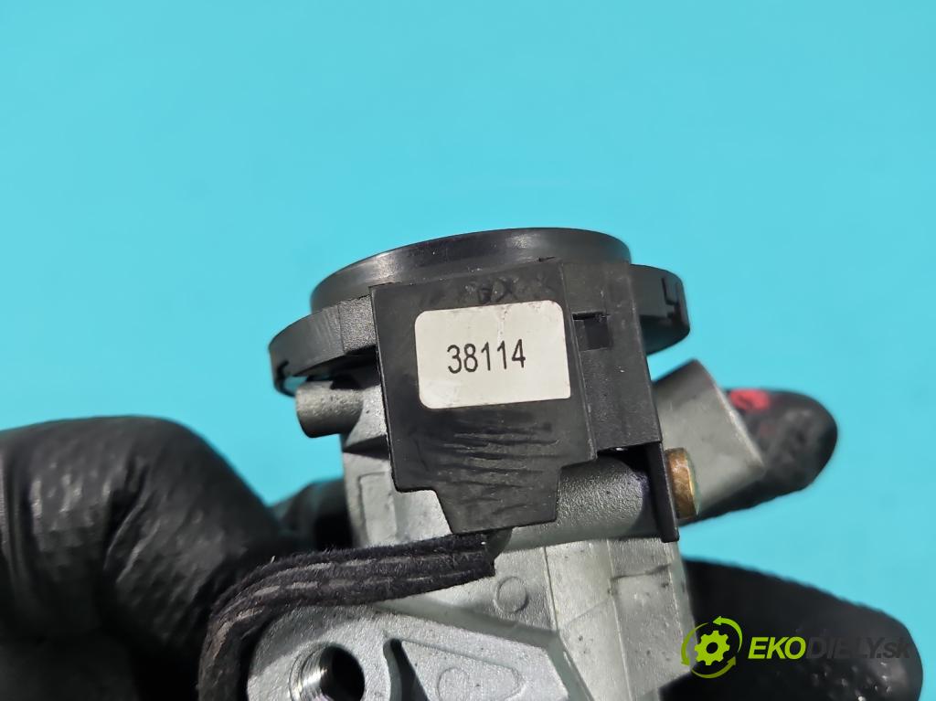 Mitsubishi Space star 1.6 16V 98 hp manual 72 kW 1584 cm3 5- spínací skříňka  (Spínací skříňka)