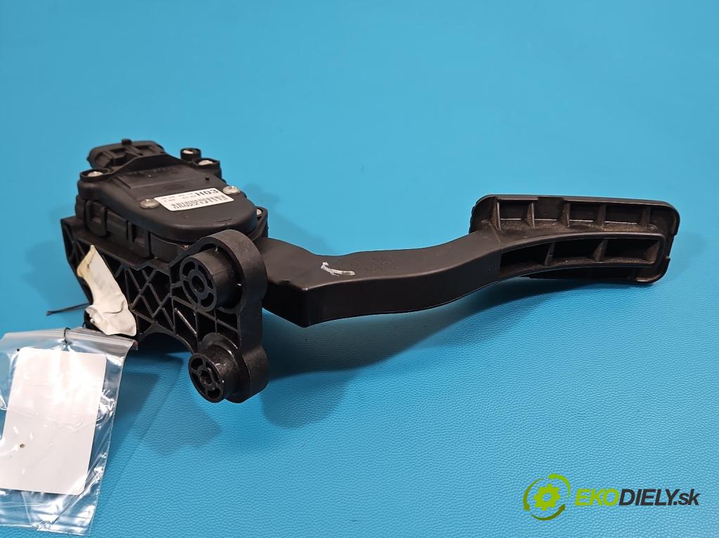 Kia Ceed I 2006-2012 2.0 crdi 140 HP manual 103 kW 1991 cm3 5- pedal plyn potenciometr: