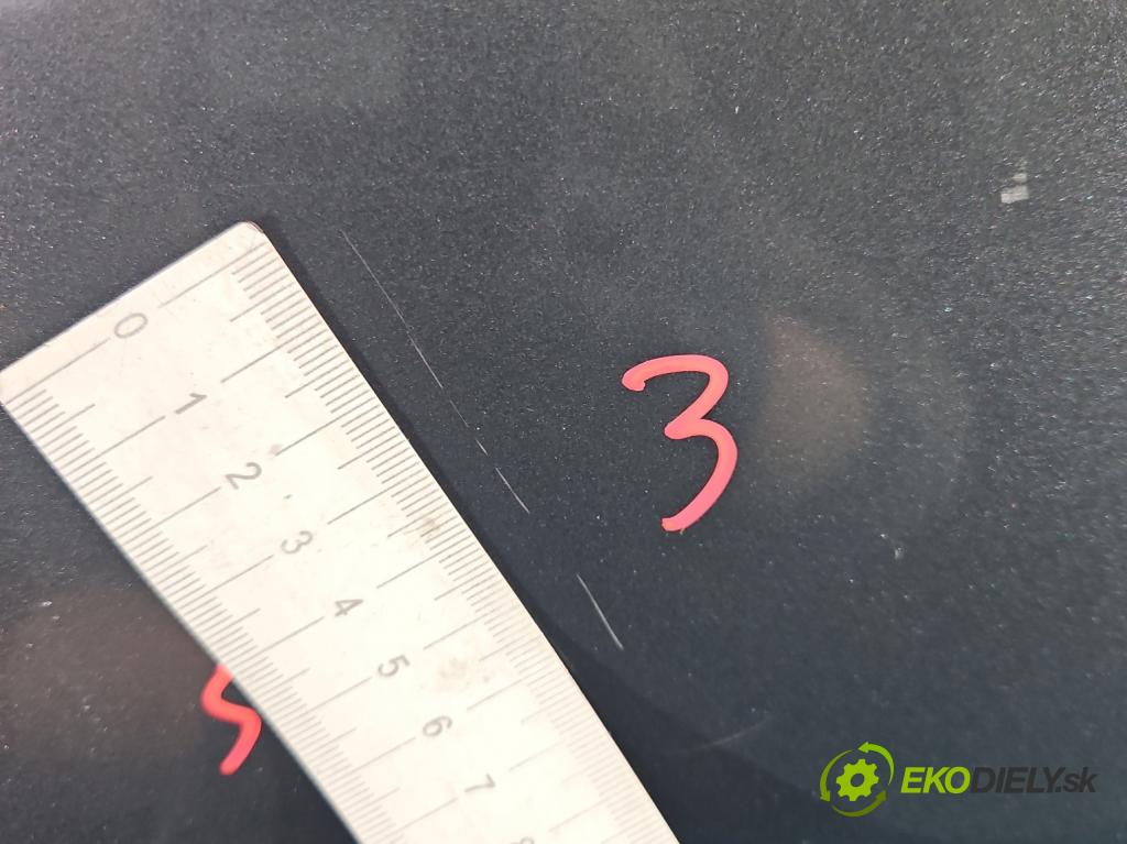 Volvo S60 I 2000-2010 2.4 D5 163 hp manual 120 kW 2401 cm3 4- dveře zadní pravé  (Klika dveří ostatní)