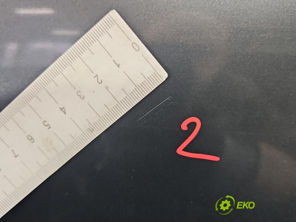 Volvo S60 I 2000-2010 2.4 D5 163 hp manual 120 kW 2401 cm3 4- dveře zadní pravé  (Klika dveří ostatní)