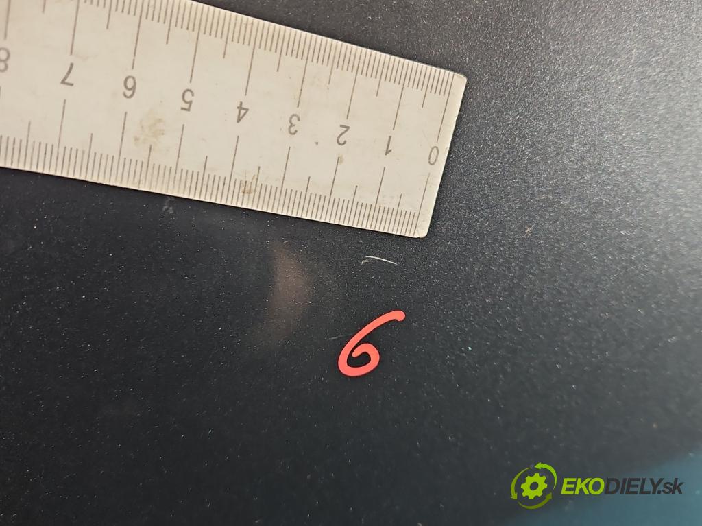 Volvo S60 I 2000-2010 2.4 D5 163 hp manual 120 kW 2401 cm3 4- dveře zadní pravé  (Klika dveří ostatní)