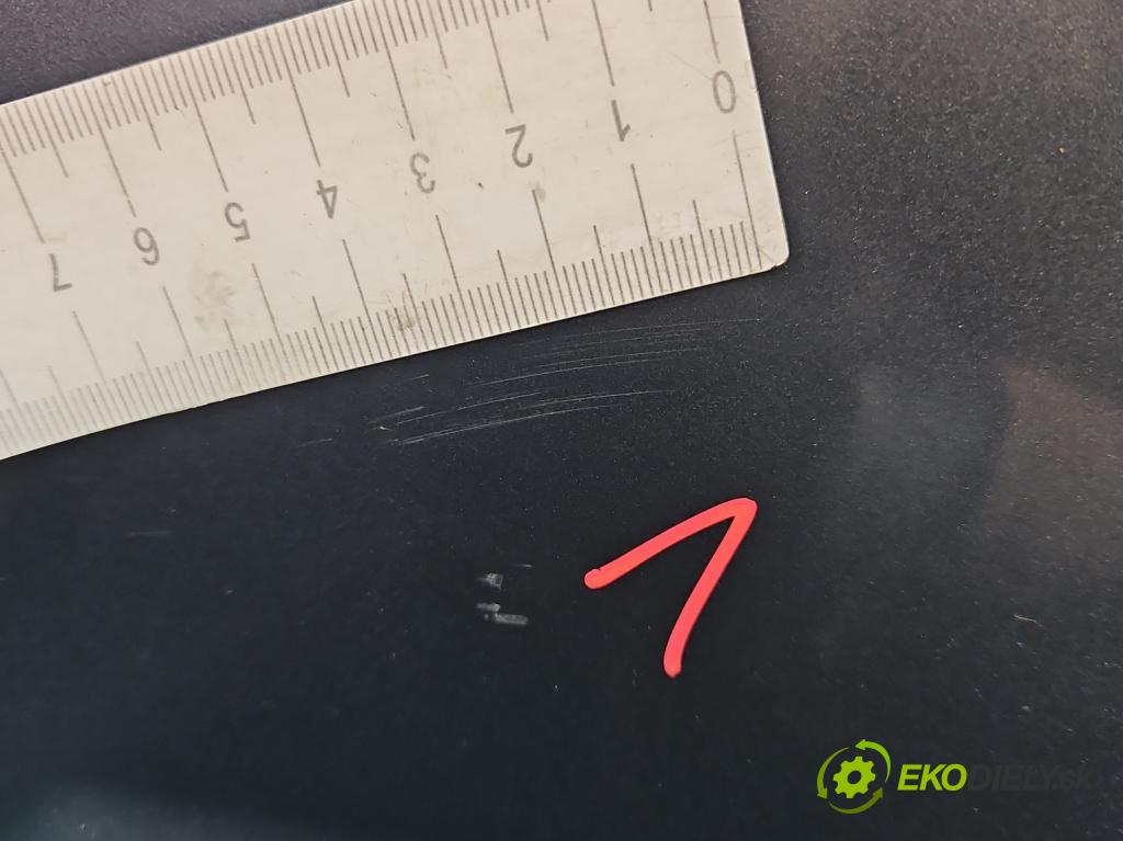 Volvo S60 I 2000-2010 2.4 D5 163 hp manual 120 kW 2401 cm3 4- dveře zadní pravé  (Klika dveří ostatní)