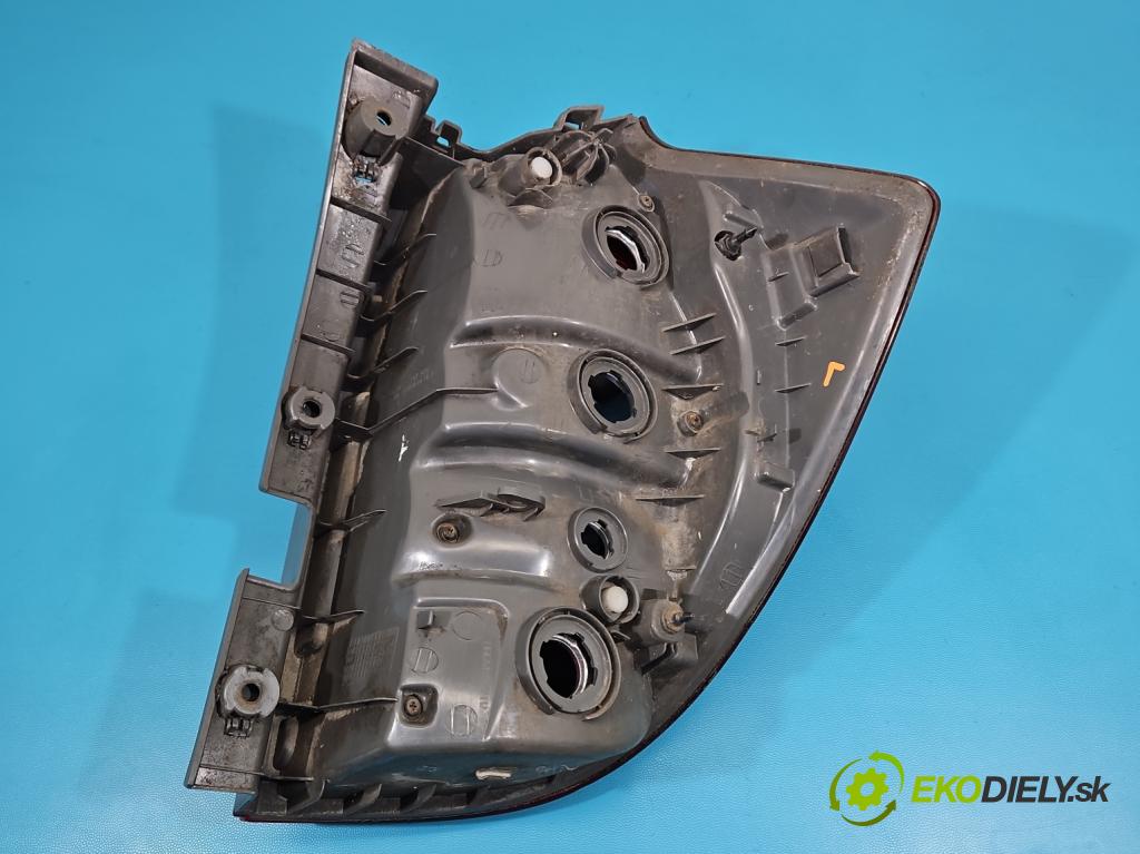 Kia Ceed I 2006-2012 2.0 crdi 140 hp manual 103 kW 1991 cm3 5- světlo zadní levé 92401-1H3 (Klika dveří ostatní)