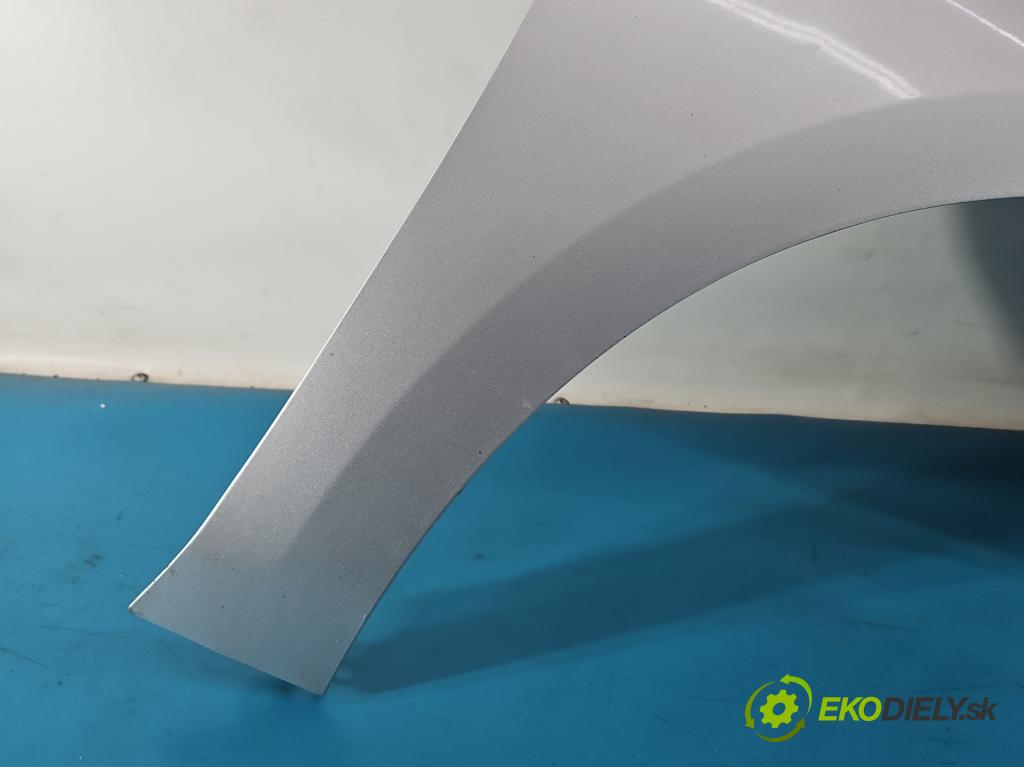 Opel Astra V  2015-2022 1.5 cdti 122 HP manual 90 kW 1496 cm3 5- blatník predné pravý  (Kľučka dverí ostatné)