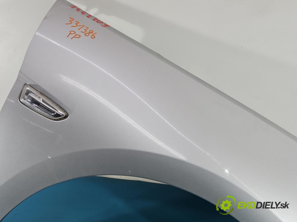 Opel Astra V  2015-2022 1.5 cdti 122 HP manual 90 kW 1496 cm3 5- blatník predné pravý  (Kľučka dverí ostatné)